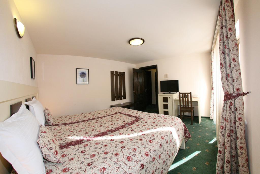 Hotel Draga Maria Предеал Екстериор снимка