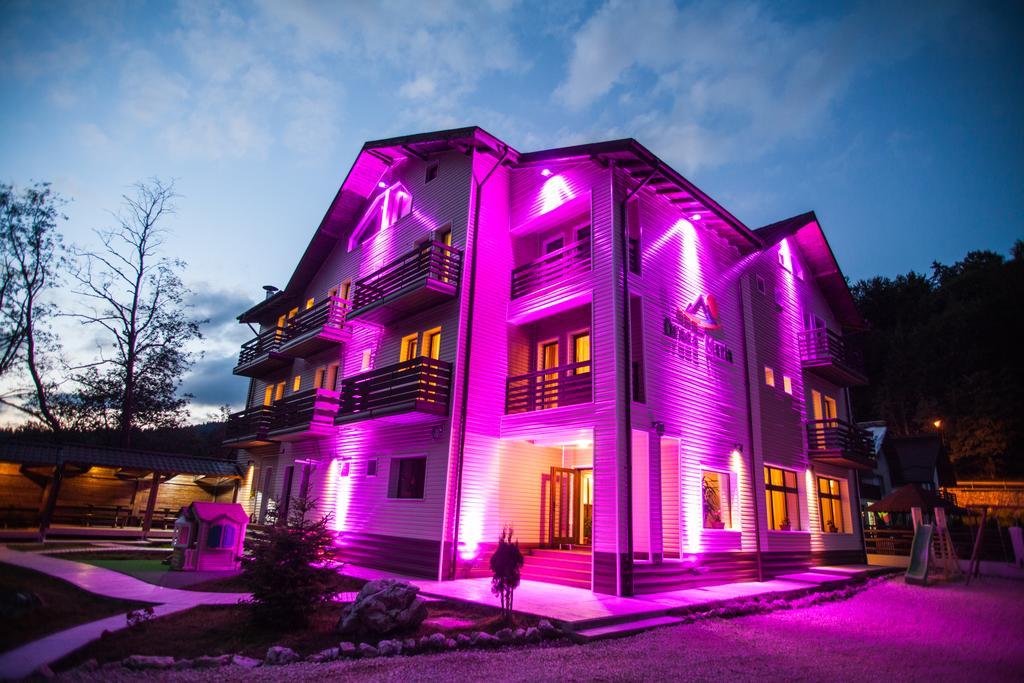 Hotel Draga Maria Предеал Екстериор снимка