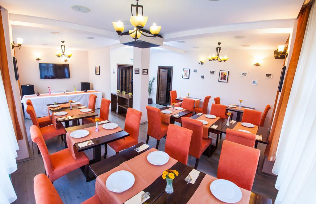 Hotel Draga Maria Предеал Екстериор снимка
