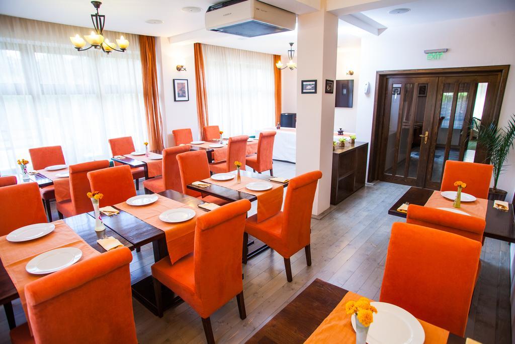 Hotel Draga Maria Предеал Екстериор снимка